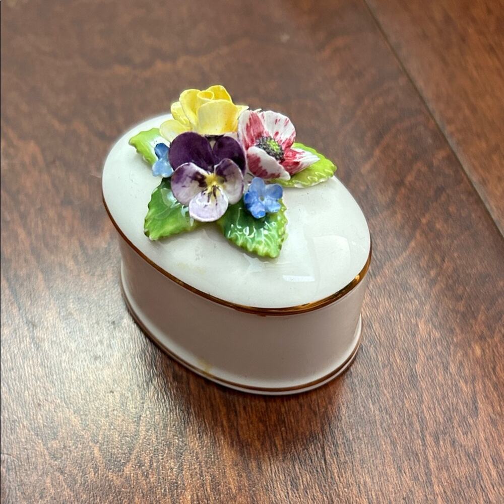 Vintage Crown Staffordshire Oval Fine Bone China Trinket Box w/ Painted Flowers